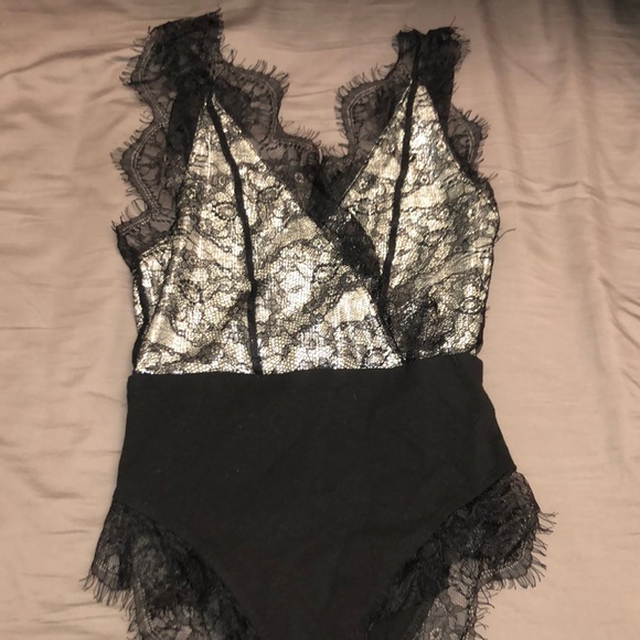 Shimmer Lace Bodysuit - Picture 1 of 5